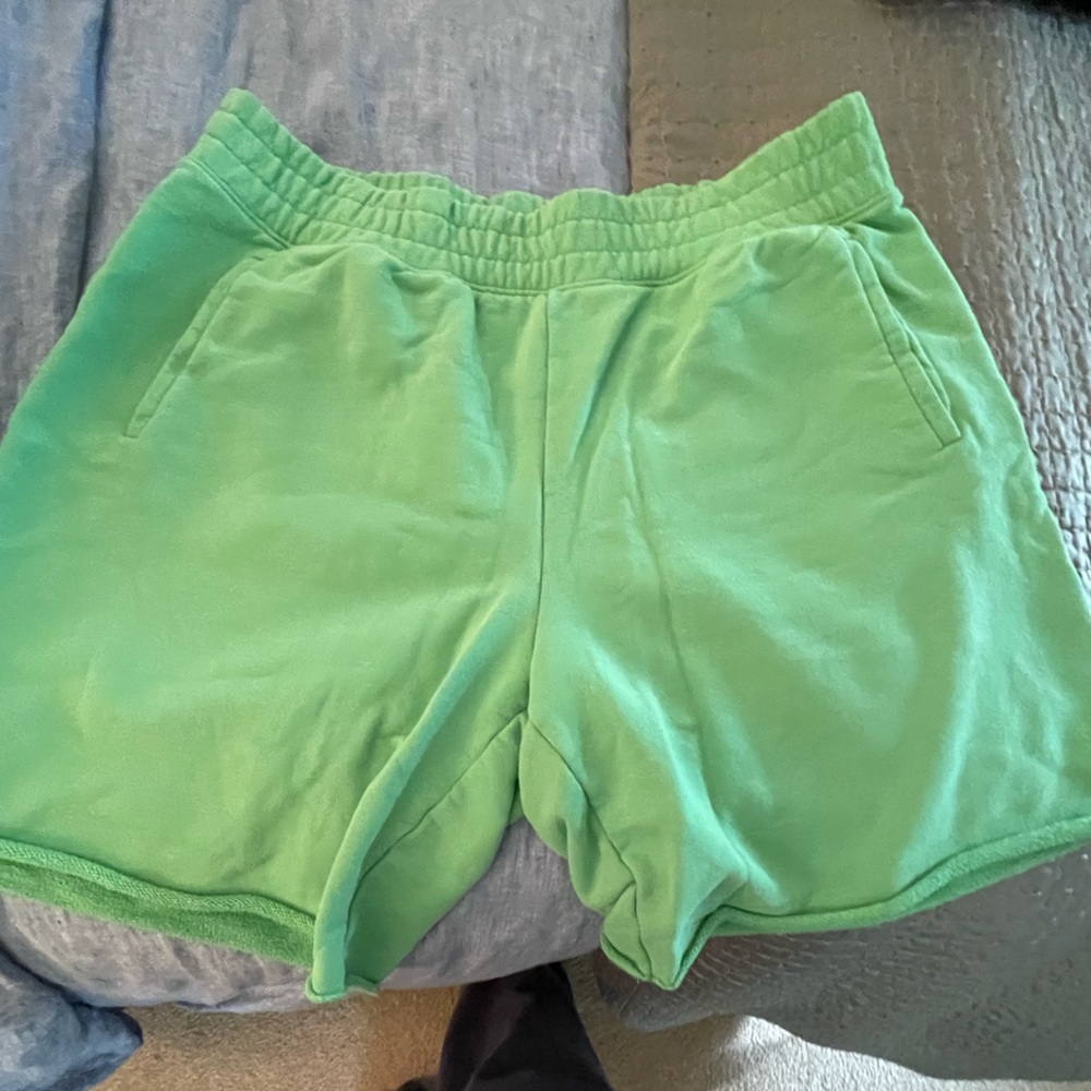 Arie offline shorts